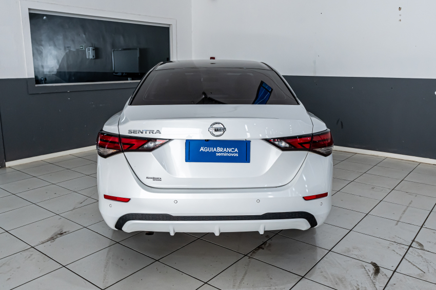Nissan SENTRA 2.0 16V GASOLINA ADVANCE XTRONIC 8