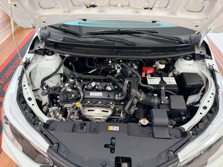 Toyota YARIS 1.5 16V FLEX SEDAN XS MULTIDRIVE 5