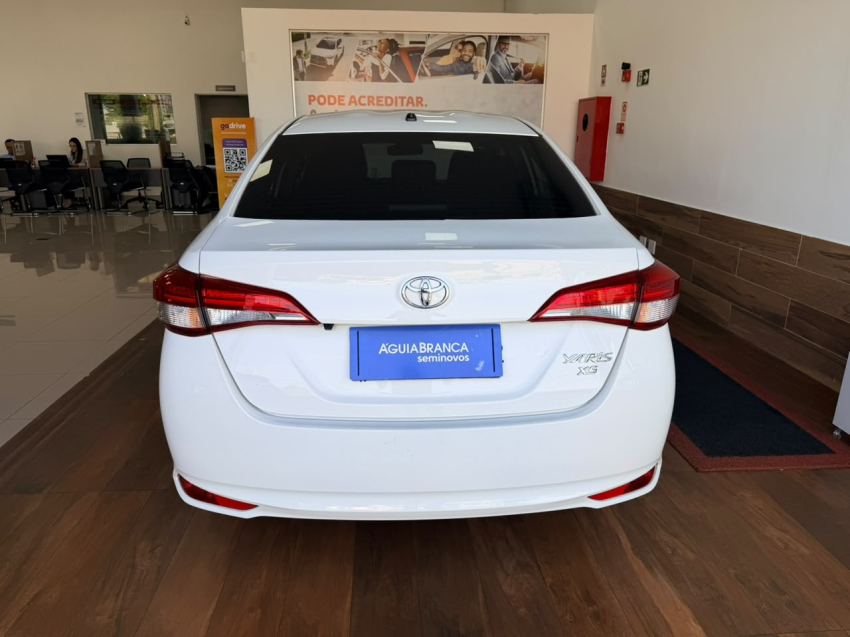 Toyota YARIS 1.5 16V FLEX SEDAN XS MULTIDRIVE 7