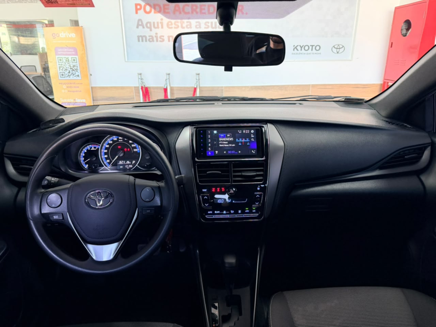 Toyota YARIS 1.5 16V FLEX XL MULTIDRIVE 10