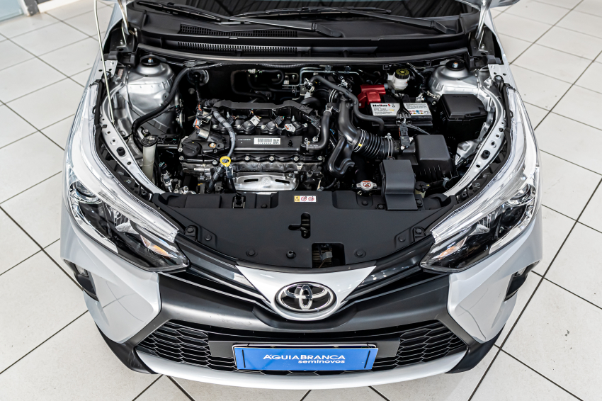 Toyota YARIS 1.5 16V FLEX SEDAN XS MULTIDRIVE 6
