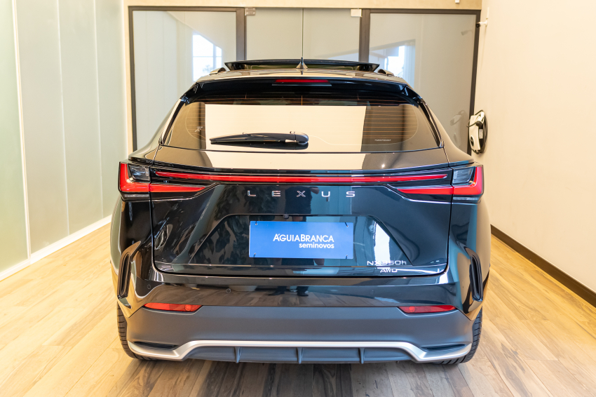 Carro Lexus NX 350h