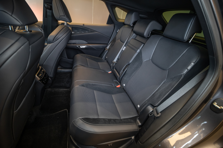 Lexus RX 500h 2.4 TURBO DUAL VVT-I HYBRID F-SPORT AWD AUTOMÁTICO 27
