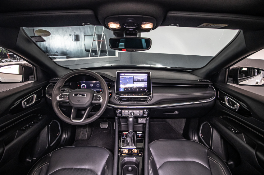 JEEP COMPASS 1.3 T270 TURBO FLEX S AT6 13