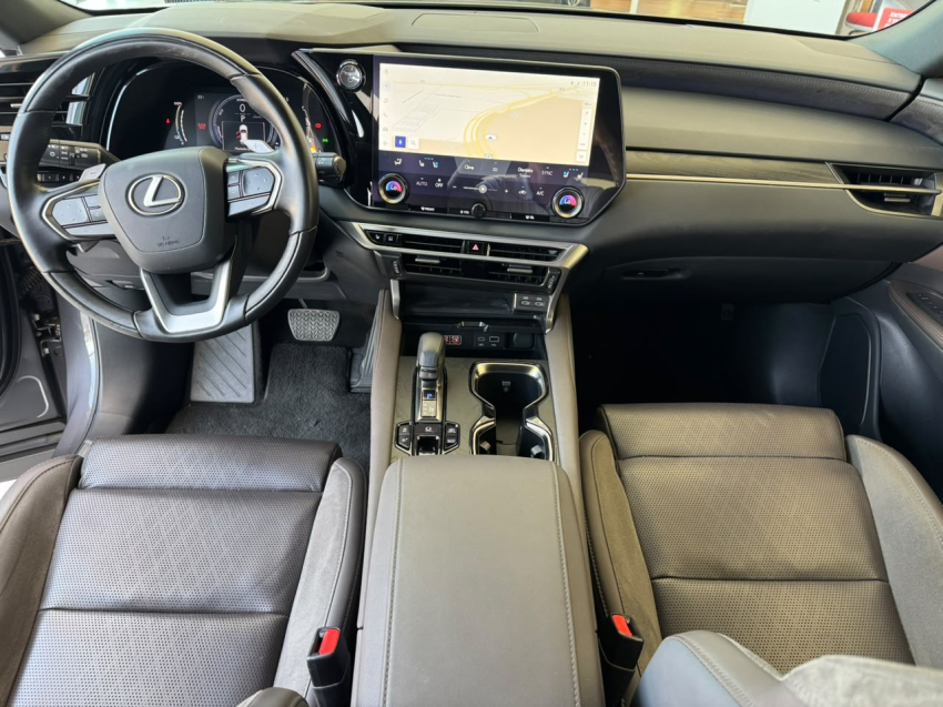 Lexus RX 500h 2.4 TURBO DUAL VVT-I HYBRID F-SPORT AWD AUTOMÁTICO 13