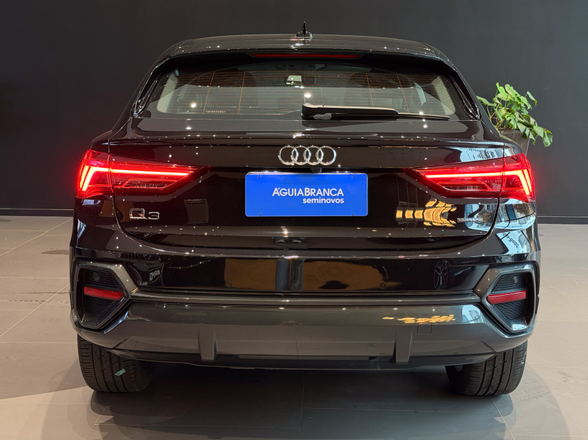 Audi Q3 2.0 40 TFSI GASOLINA SPORTBACK PERFORMANCE QUATTRO TIPTRONIC 8