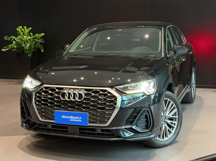 Audi Q3 2.0 40 TFSI GASOLINA SPORTBACK PERFORMANCE QUATTRO TIPTRONIC