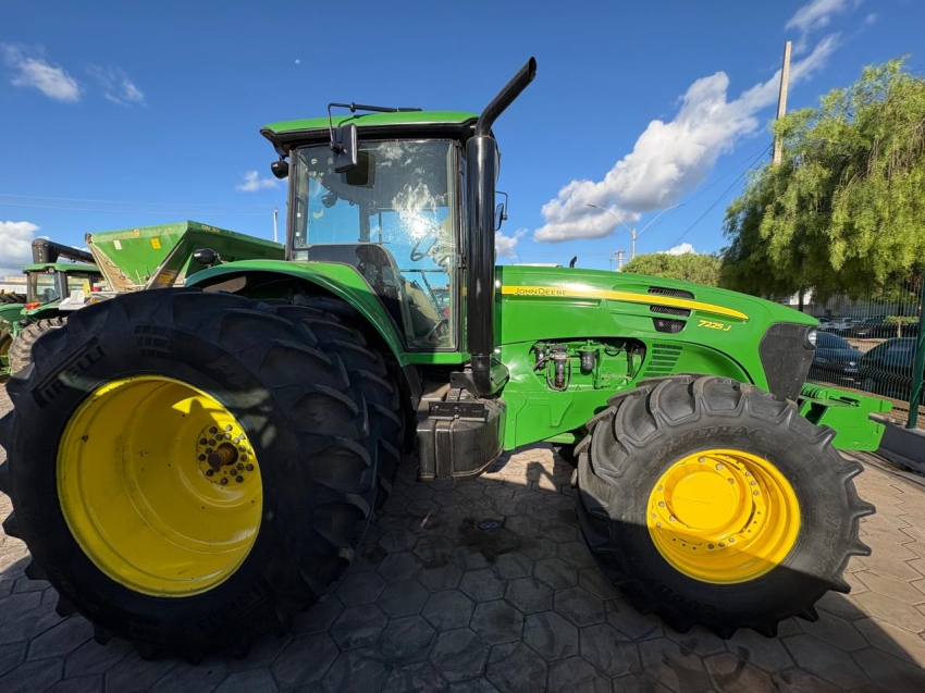 trator john deere 7225j1