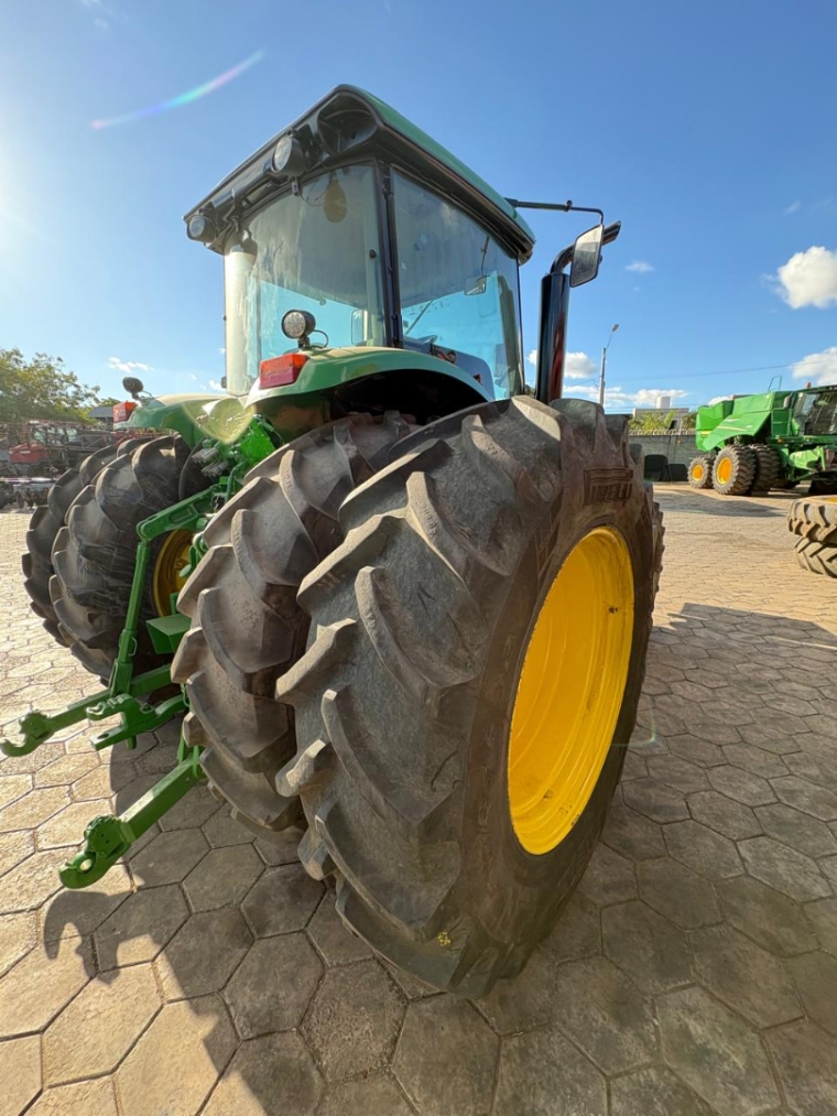 trato john deere 7225j9