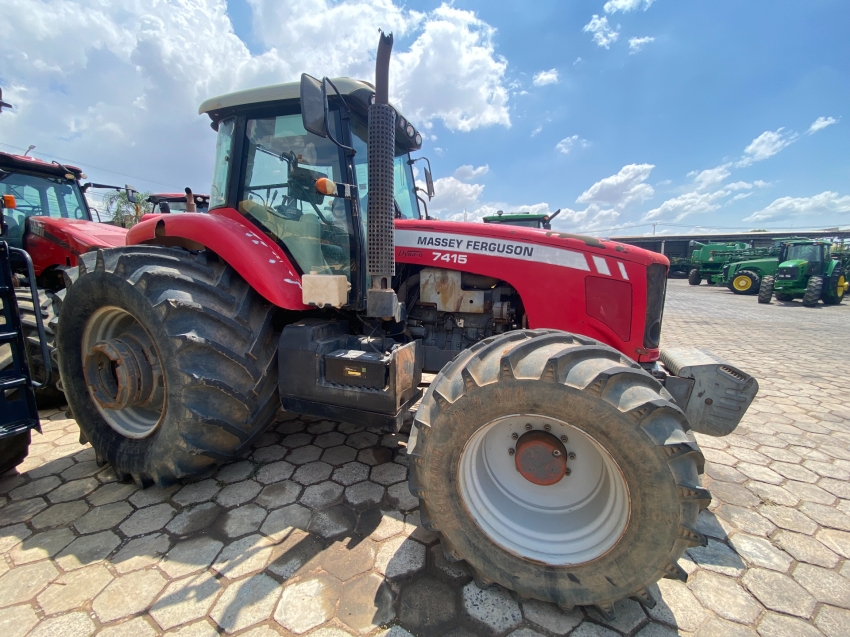 trator massey ferguson 7415, ano 2014, 215 cv