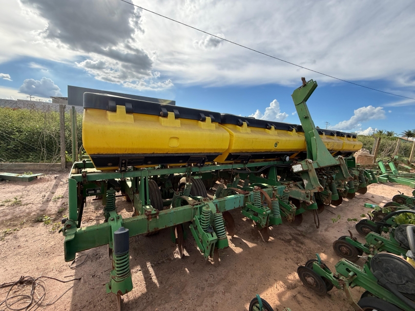 plantadeira ccs 2115 /15
