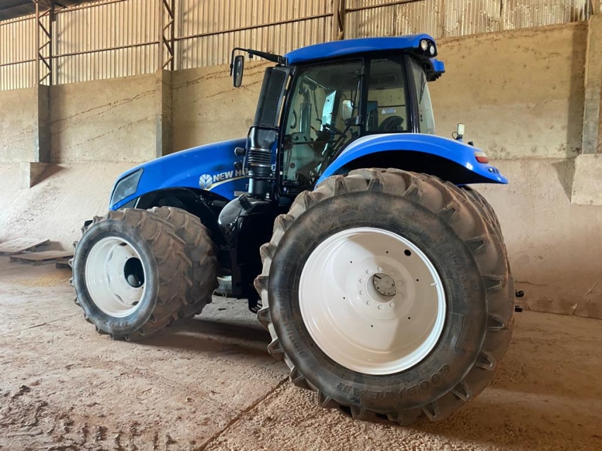 trator new holland t8 385 340 cv