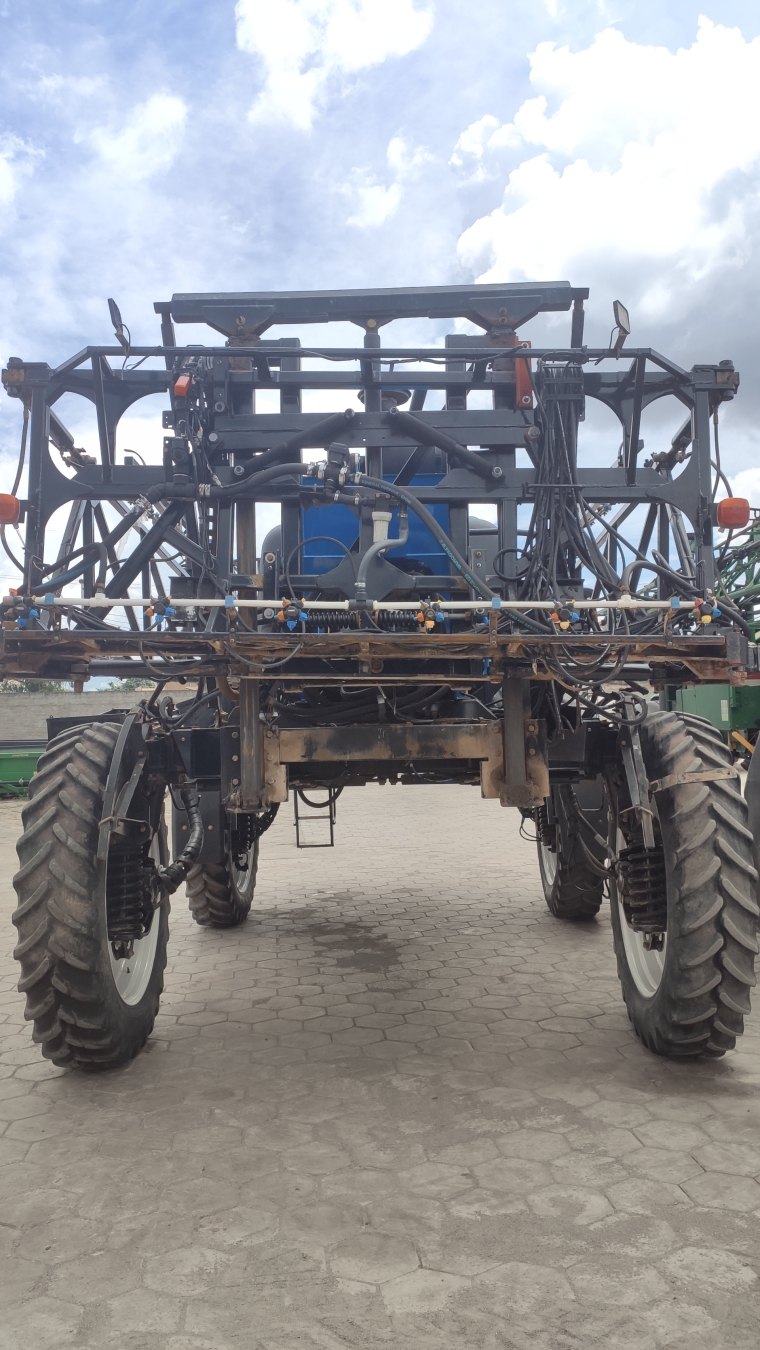 pulverizador new holland sp 35007