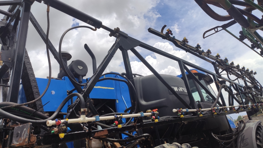 pulverizador new holland sp 35008
