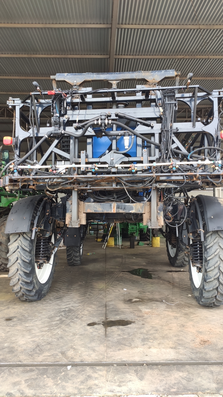 pulverizador new holland sp35004