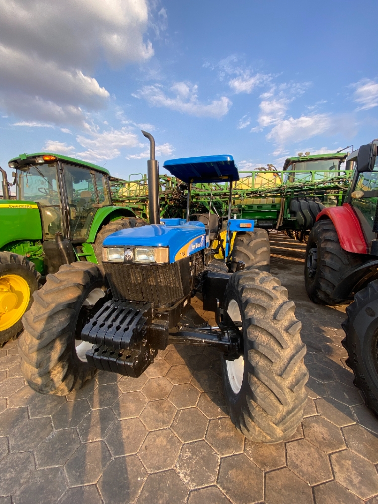trator new holland 7630 4x4, ano 2012, 102 cv