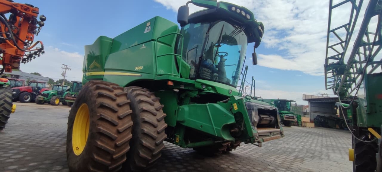 colheitadeira john deere s680, ano 2016 com plataforma draper 40 pes4
