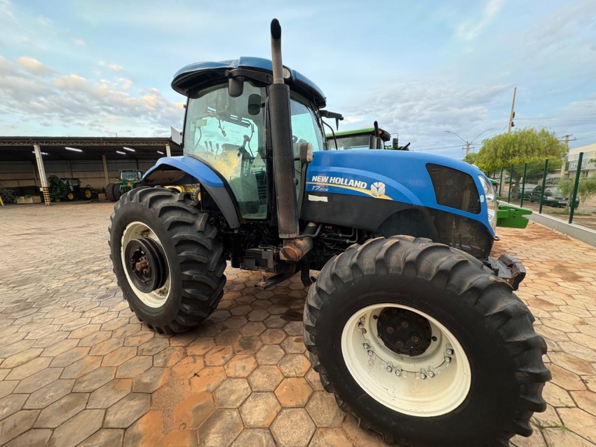 trator new holland t7.205 - ano 20171
