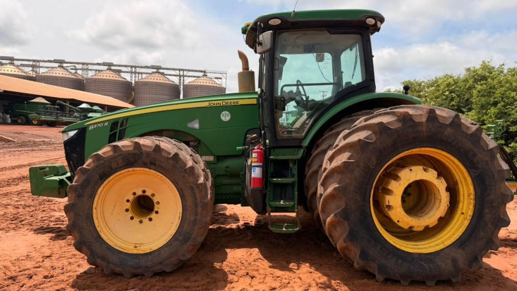trator john deere 8370r