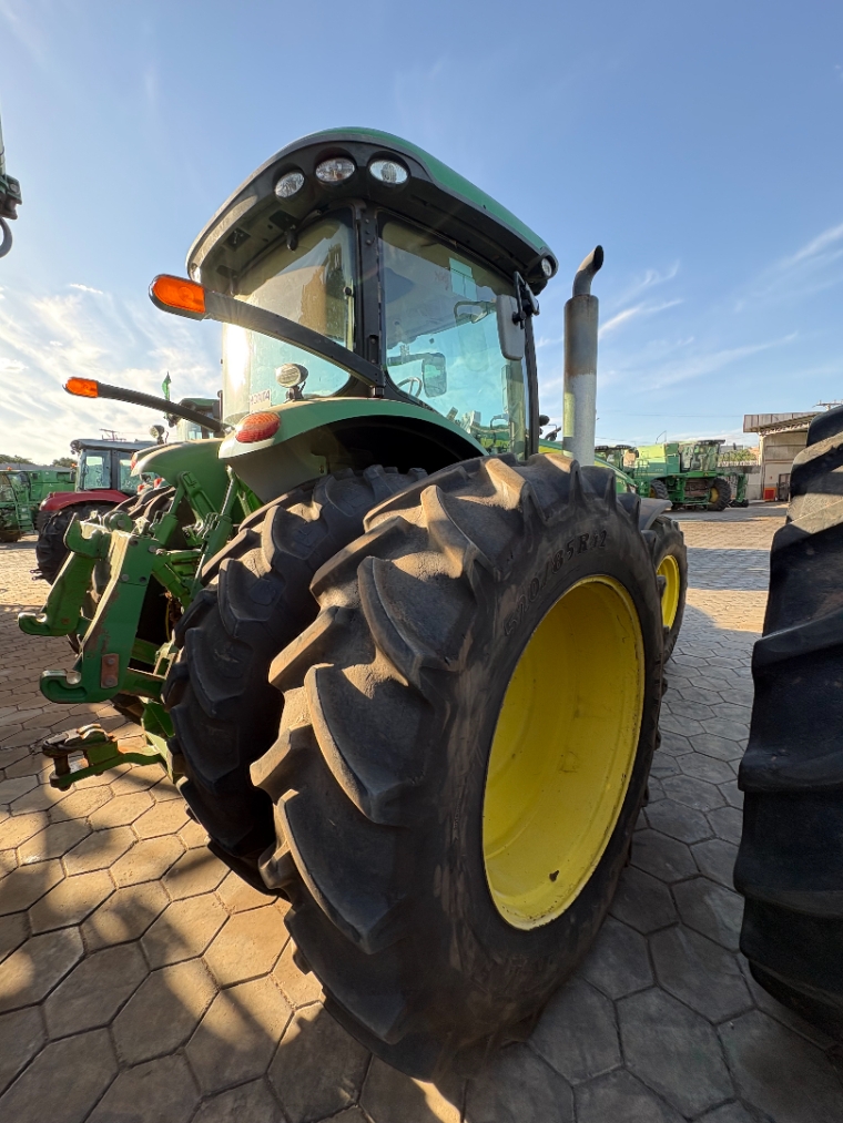 trator john deere 8260r - ano 20134