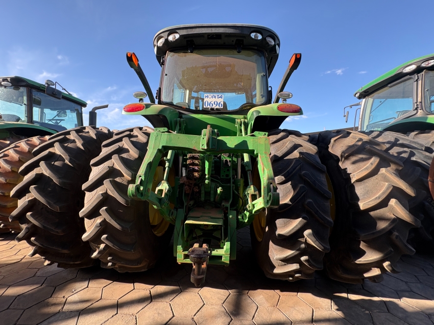 trator john deere 8260r - ano 20135