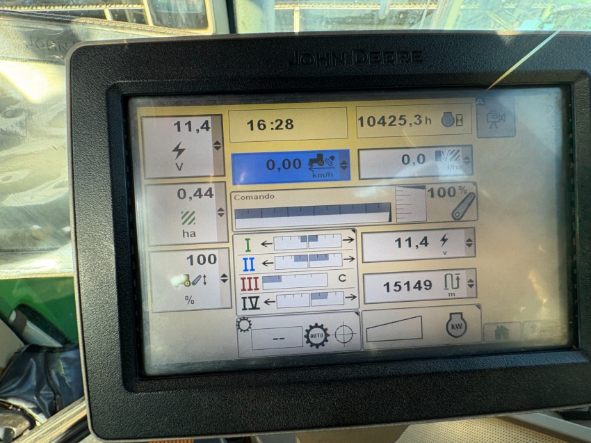 trator john deere 8260r - ano 201311