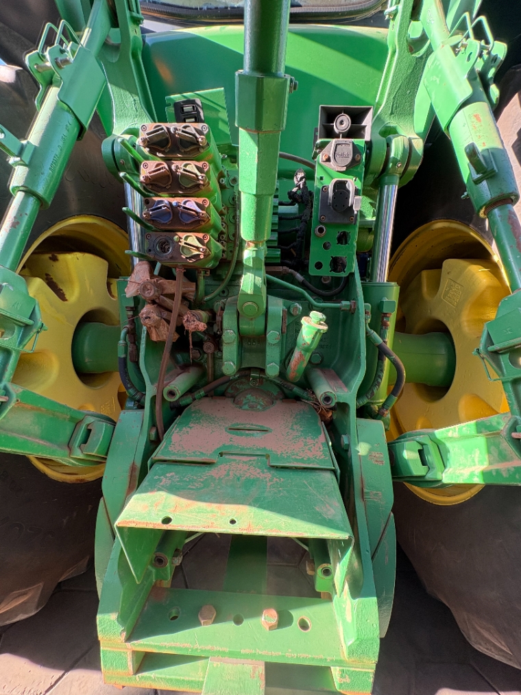 trator john deere 8260r - ano 20136