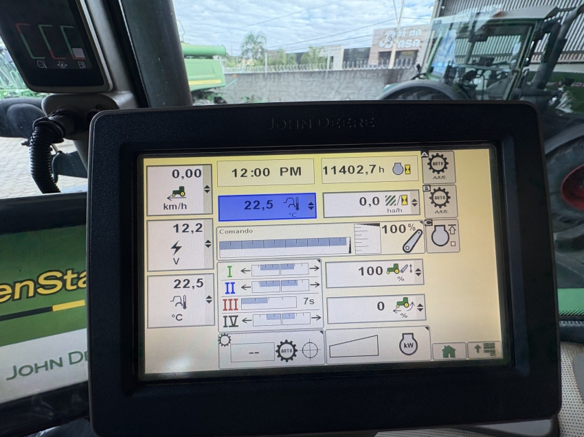 trator john deere 8260r11