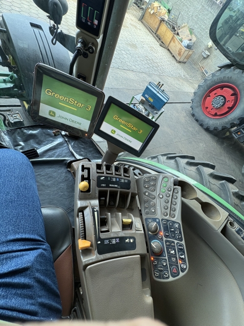 trator john deere 8260r10