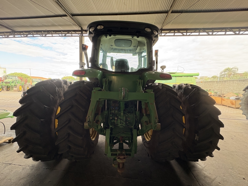 trator john deere 8260r5