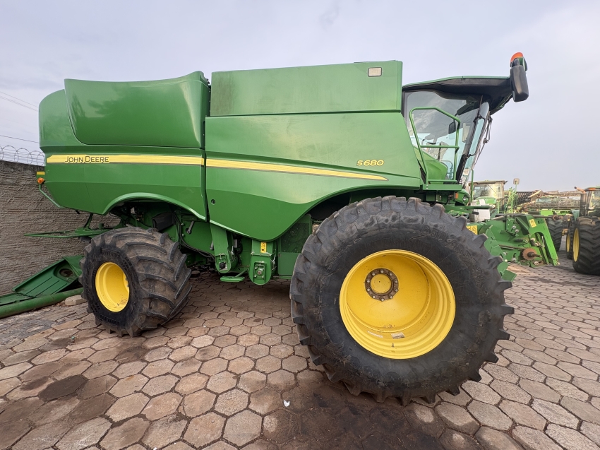 colheitadeira jd s680 - ano 20131