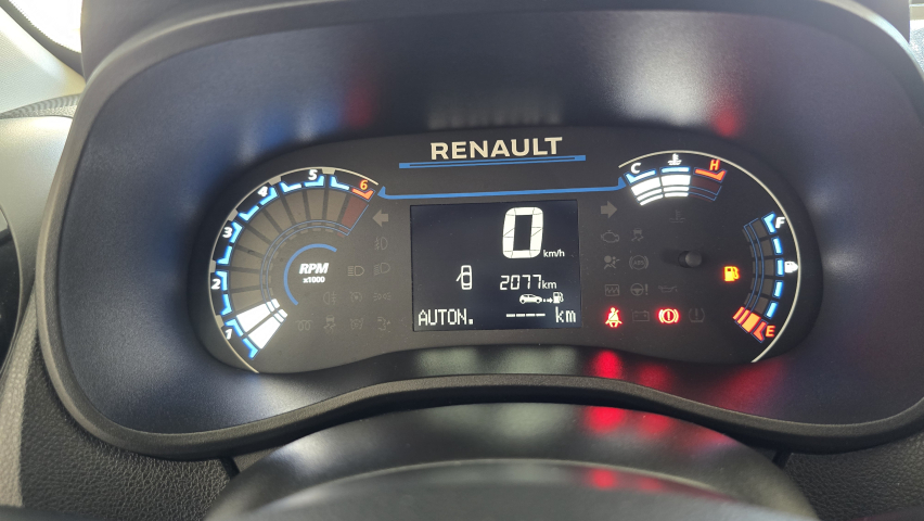 Renault KWID 1.0 12V SCE FLEX ICONIC MANUAL 10