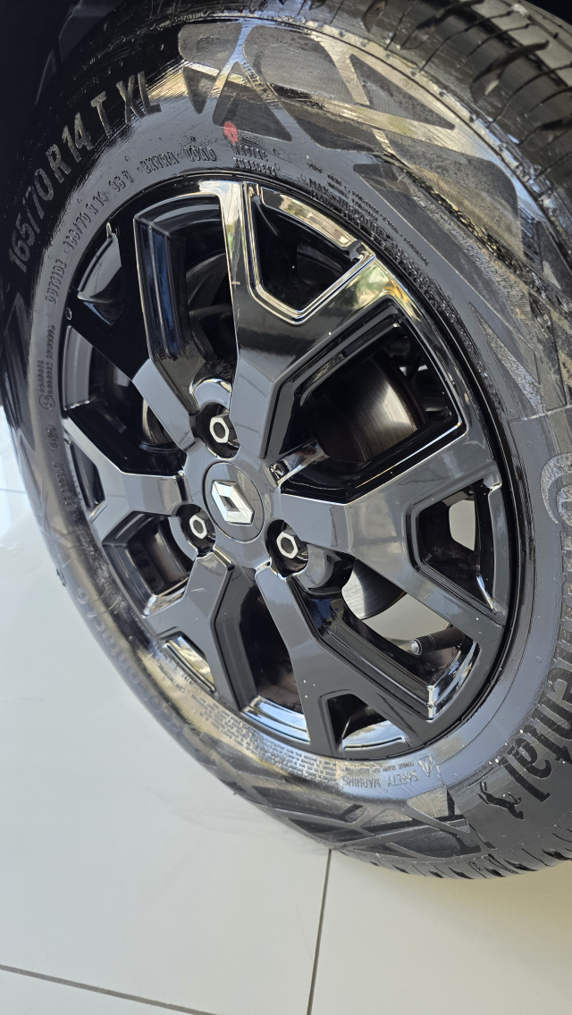 Renault KWID 1.0 12V SCE FLEX ICONIC MANUAL 2