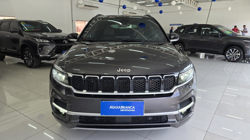 JEEP COMMANDER 2.0 TD380 TURBO DIESEL OVERLAND AT9 3