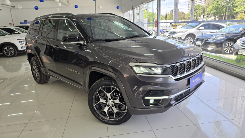 JEEP COMMANDER 2.0 TD380 TURBO DIESEL OVERLAND AT9 4