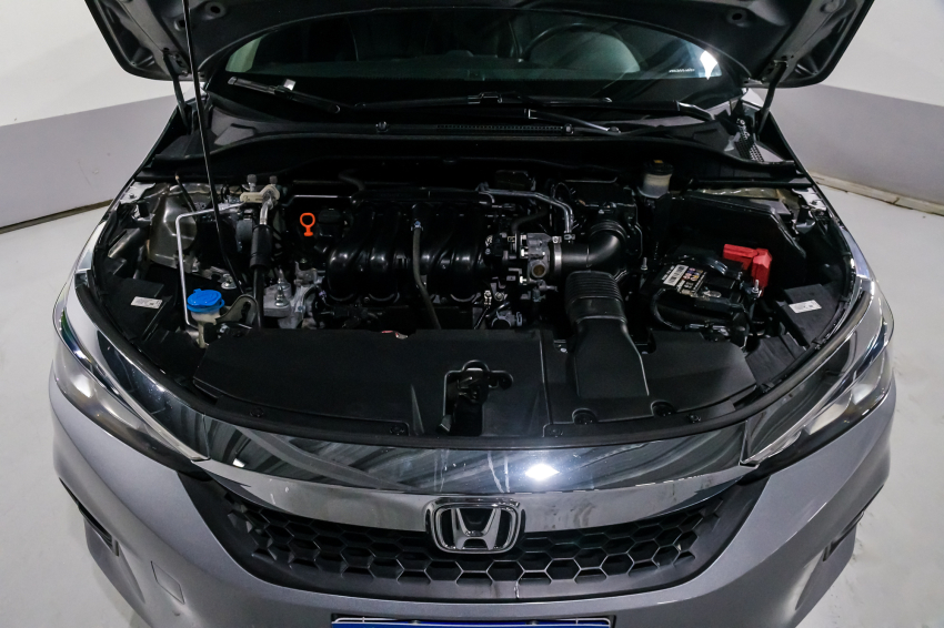 Honda CITY 1.5 i-VTEC FLEX HATCH EXL CVT 6