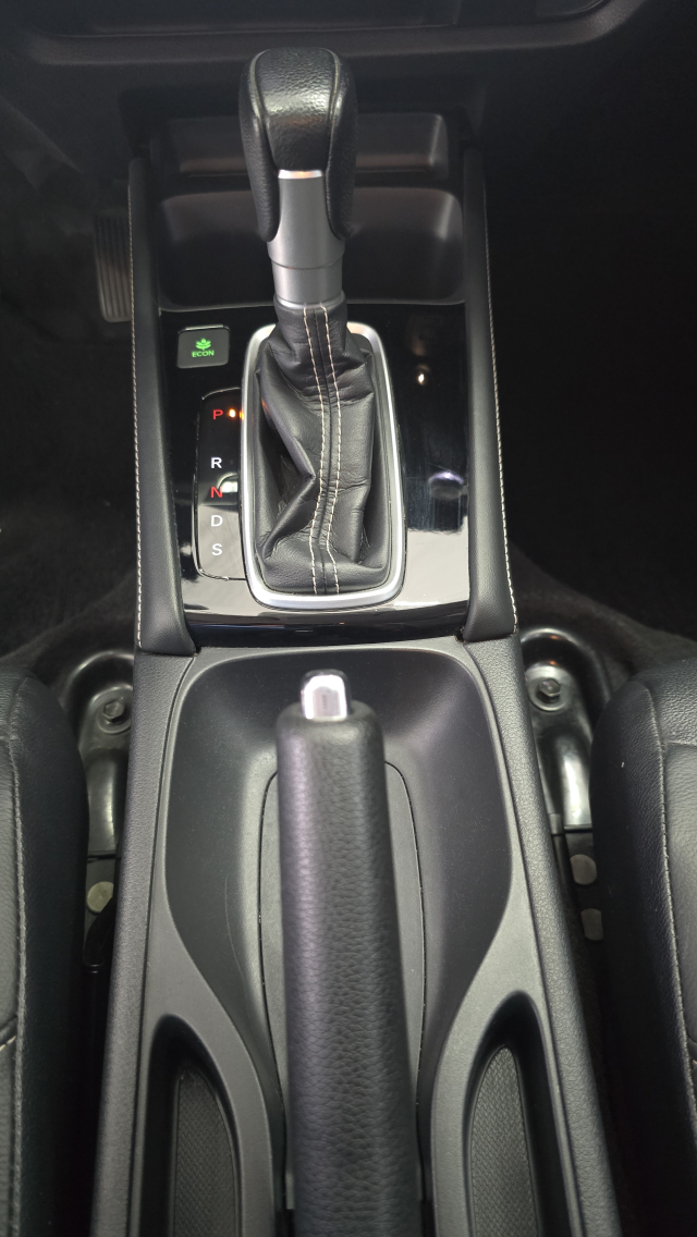 Honda CITY 1.5 i-VTEC FLEX HATCH EXL CVT 14