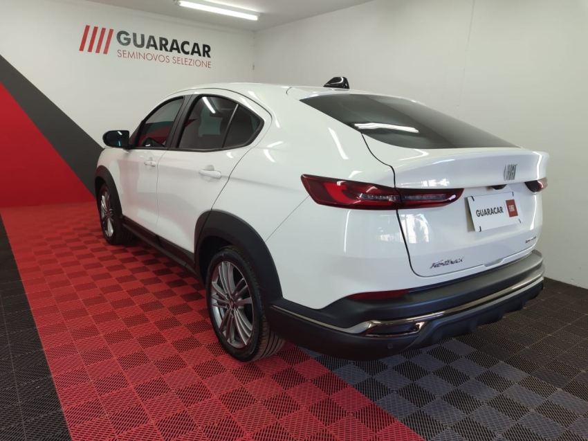 fiat fastback 1.0 turbo 200 flex cvt 4p automatico 2024