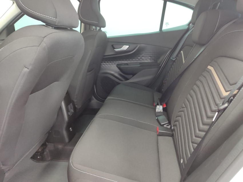 fiat fastback 1.0 turbo 200 flex cvt 4p automatico 2024