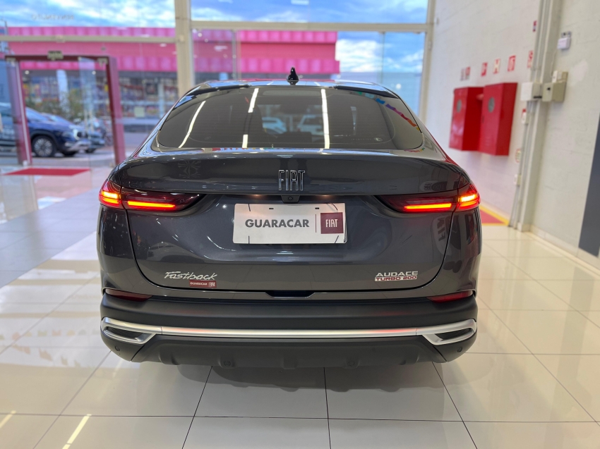 fiat fastback 1.0 turbo 200 flex audace cvt 4p automatico 2023 fiat fastback 1.0 turbo 200 flex audace cvt 4p automatico 2023