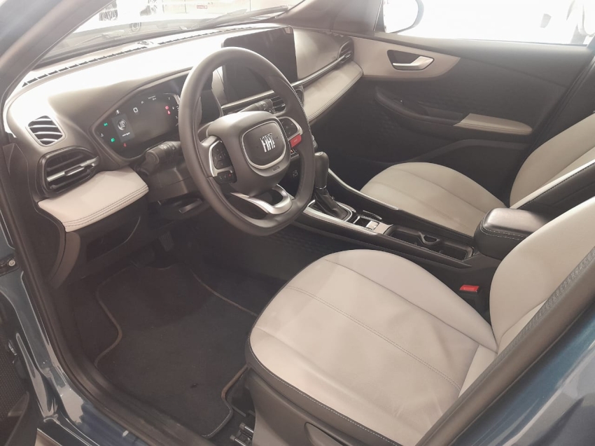 fiat fastback 1.0 turbo 200 hybrid impetus cvt flex 4p automatico 2025