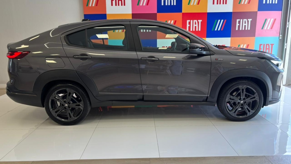 fiat fastback 1.3 turbo 270 flex limited edition at6 4p automatico 20233