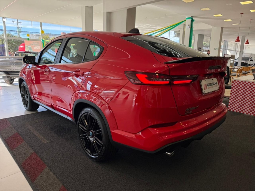 fiat fastback 1.3 turbo 270 flex abarth at6 4p automatico 20265