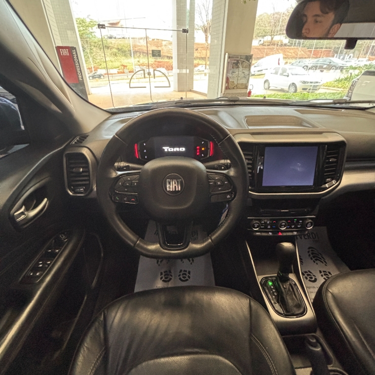 fiat toro 1.3 turbo 270 flex freedom at6 5p automatico 2022 fiat toro 1.3 turbo 270 flex freedom at6 5p automatico 2022