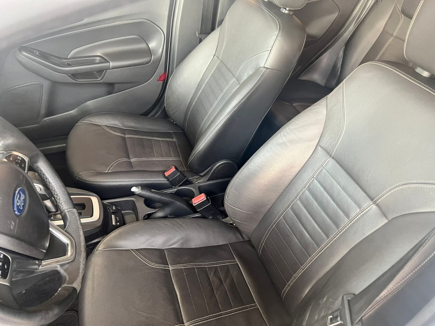 ford fiesta 1.6 titanium hatch 16v flex 4p powershift 5p automatico 2015 ford fiesta 1.6 titanium hatch 16v flex 4p powershift 5p automatico 2015