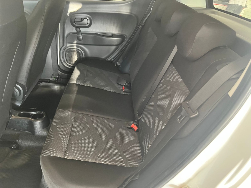 fiat mobi 1.0 evo flex like. manual 5p 2022 fiat mobi 1.0 evo flex like. manual 5p 2022