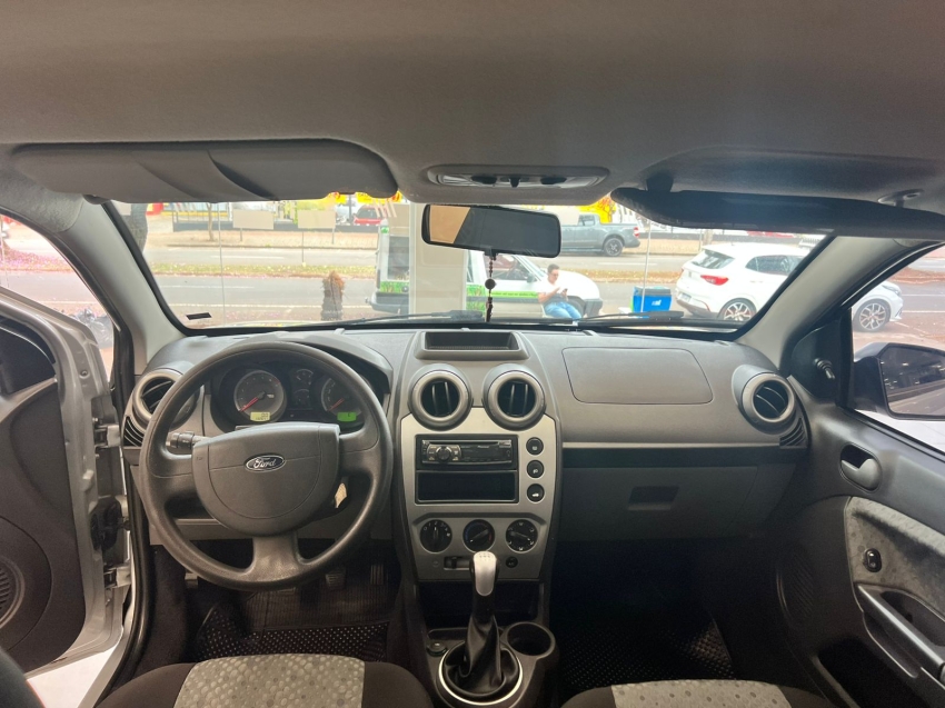 ford fiesta 1.6 mpi class hatch 8v flex 4p manual 1.0 2013 ford fiesta 1.6 mpi class hatch 8v flex 4p manual 1.0 2013