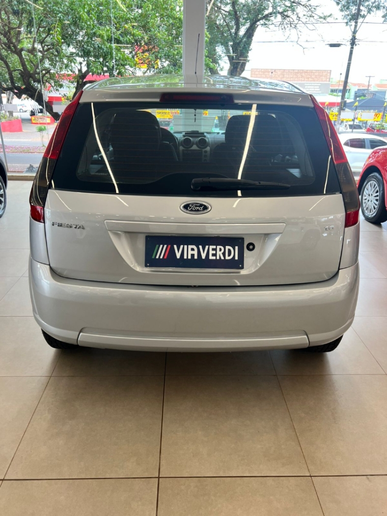 ford fiesta 1.6 mpi class hatch 8v flex 4p manual 1.0 2013 ford fiesta 1.6 mpi class hatch 8v flex 4p manual 1.0 2013