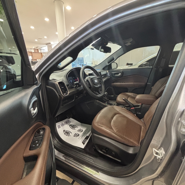 fiat toro 2.0 16v turbo diesel ranch 4wd at9 4p automatico 2025