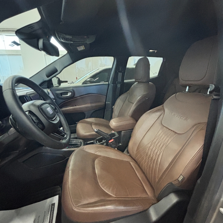 fiat toro 2.0 16v turbo diesel ranch 4wd at9 4p automatico 2025